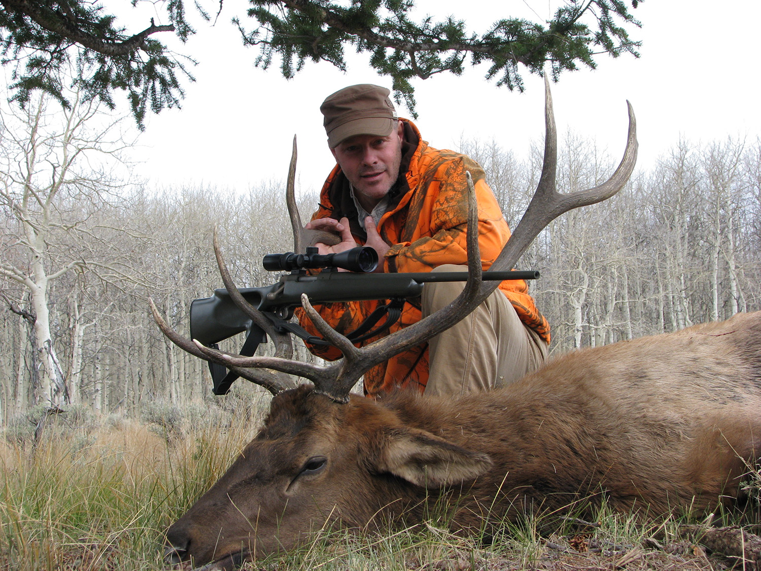 Rifle hunter in Fall successful elk hunt